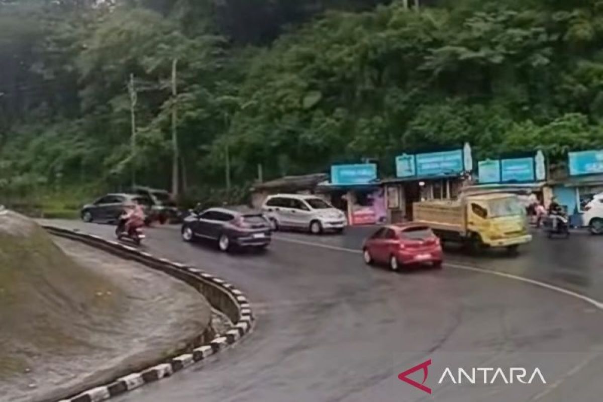 Cianjur Police Deploy Traffic Management Teams to Prevent Puncak Congestion