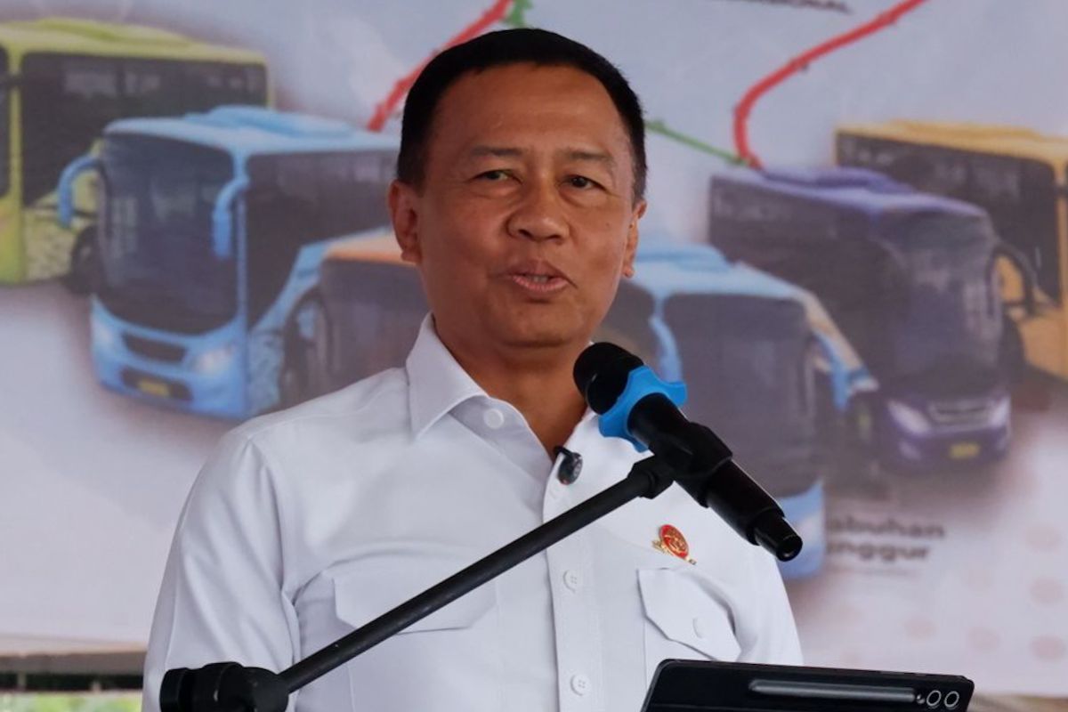 Indonesia pushes mass transit to cut fuel subsidy costs
