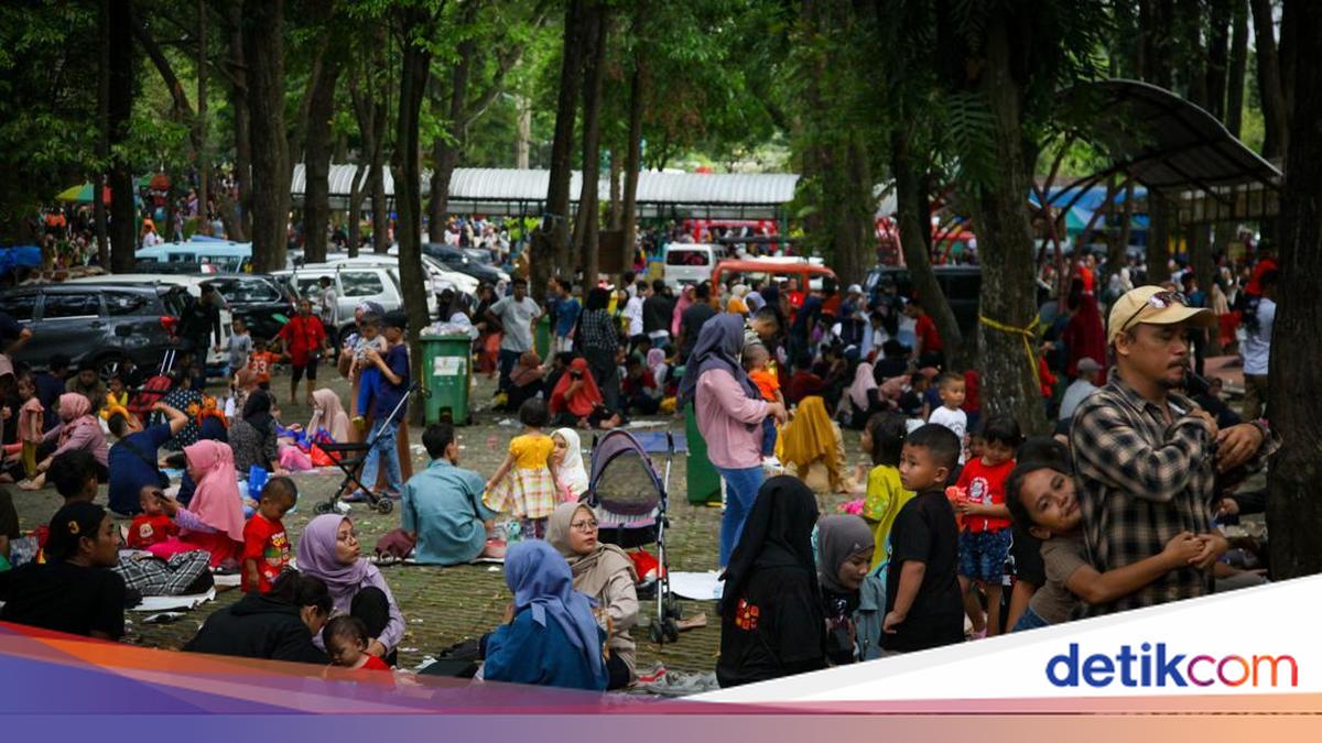 Diverse Visitor Stories at Tourist Spots During Idul Adha Shared Leave