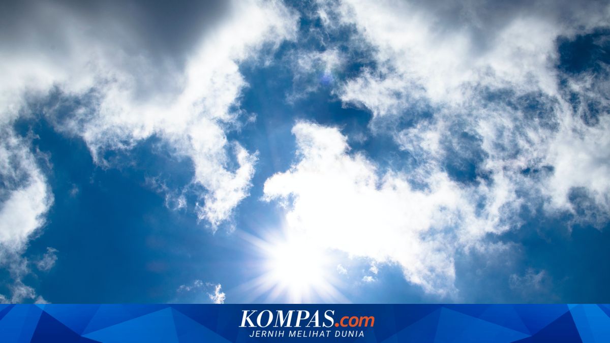 Jakarta Weather Today: Clear to Cloudy, Temperatures Reach 32°C