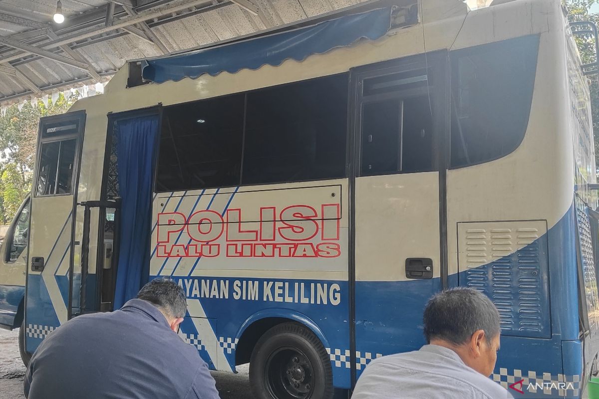 Need to renew your driving licence? Here are five mobile service locations in Jakarta on Friday
