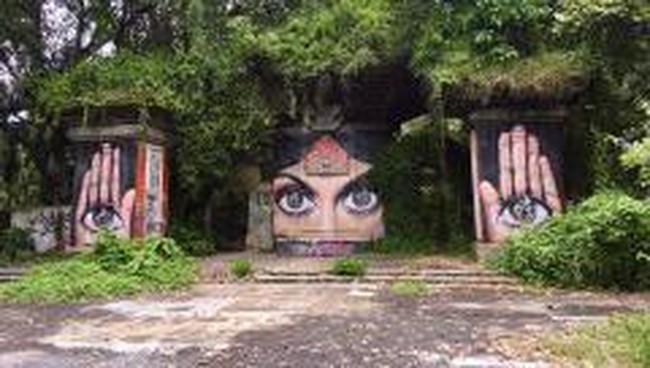 Japanese Ghost Hunters Target Indonesia's Haunted Homes – Why?