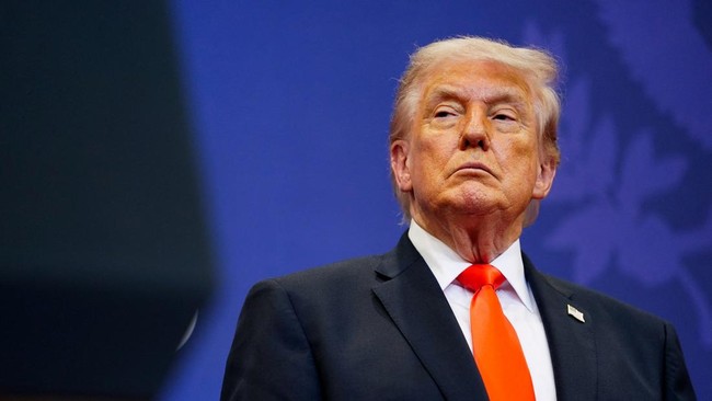 Iran Conflict Steps Aside, Trump Threatens to Bomb New Country in the Arab World