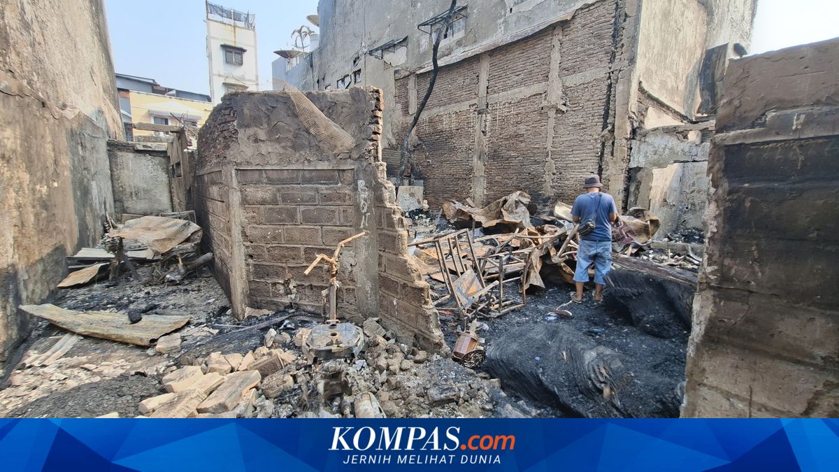 27 Homes in Tambora, West Jakarta, Destroyed by Fire with Rubble Littered Across Area
