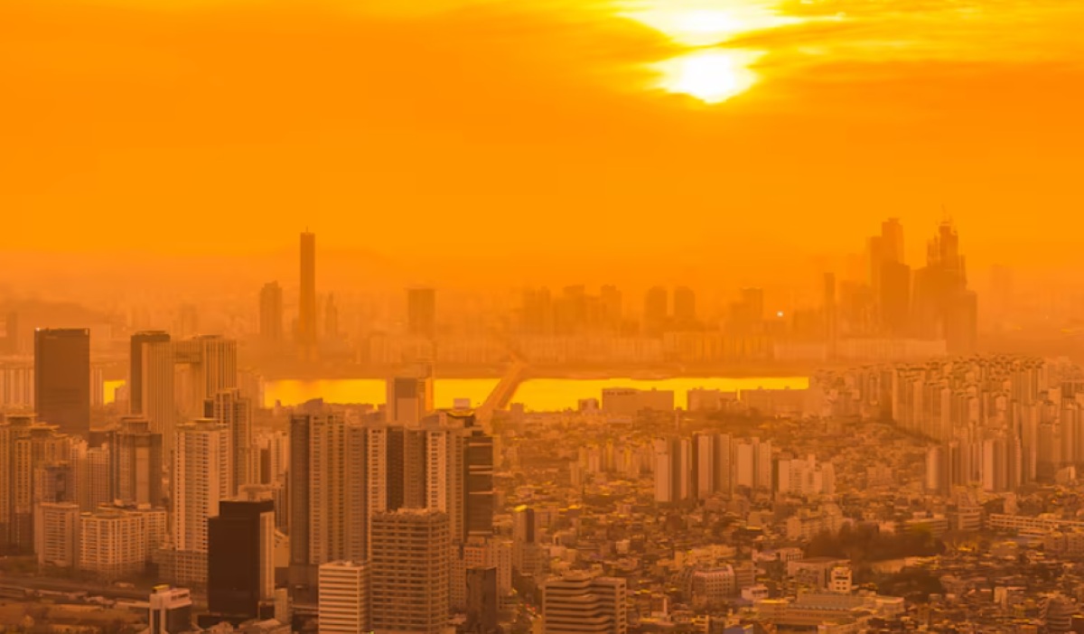 Asia's Energy Crisis: Extreme Heatwaves and US-Israel-Iran Conflict Impact