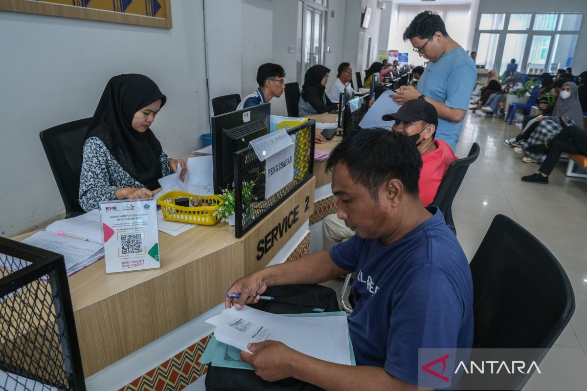 Economist: Civil Servant WFH as Fiscal Spending Consolidation Strategy