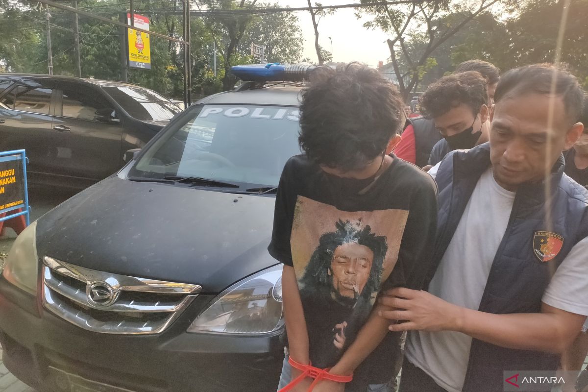 Police arrest gang using false accusations in West Jakarta