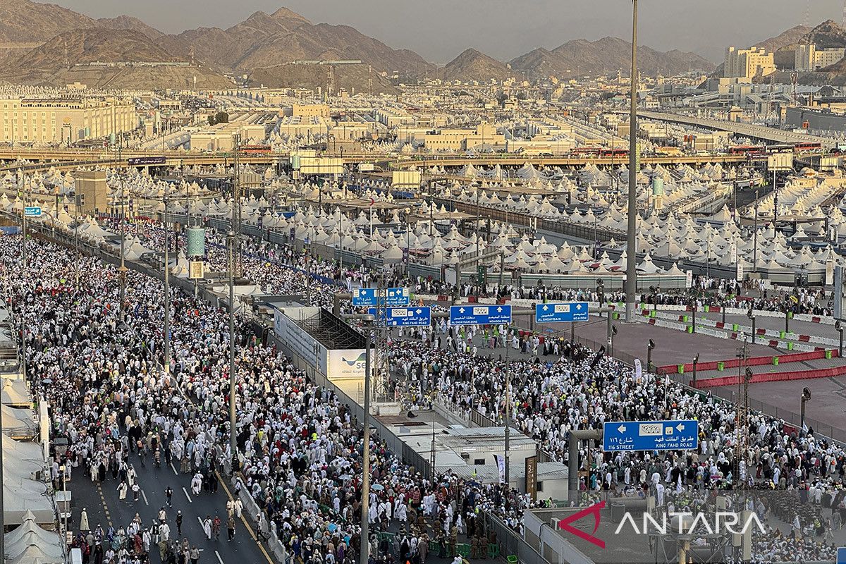 DPR Hajj Oversight Team Proposes Solutions for Mina Crowd Congestion