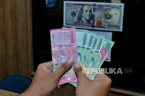 Rupiah’s depreciation trend mirrors early stages of 1997 Thai Baht crisis