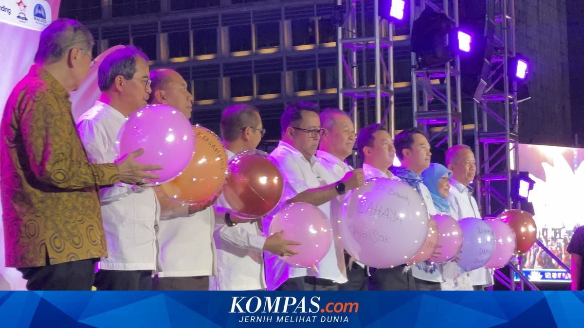 Rano Karno attends Vesak celebration at Bundaran HI, urges citizens to uphold tolerance