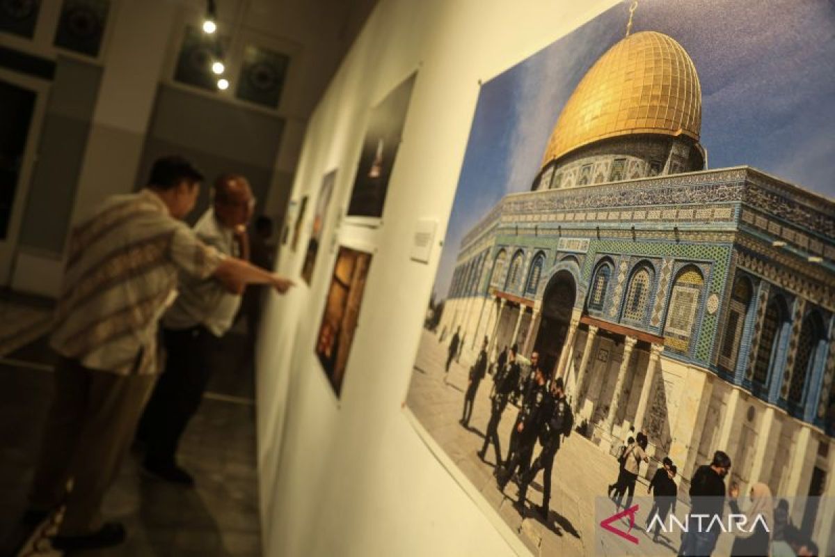 "Ursyalim" exhibition aims to showcase life in Al-Quds