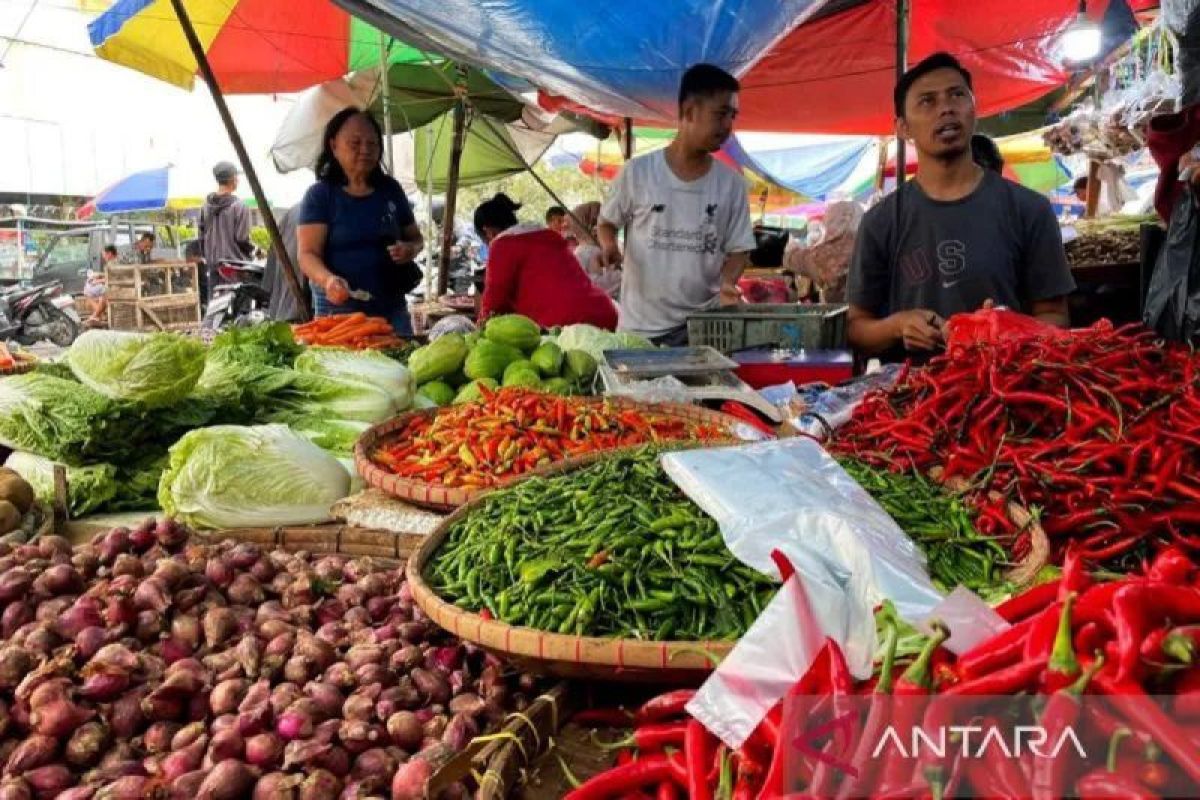 PIHPS: Bird's Eye Chilli at Rp82,450/kg, Chicken Eggs at Rp30,500/kg