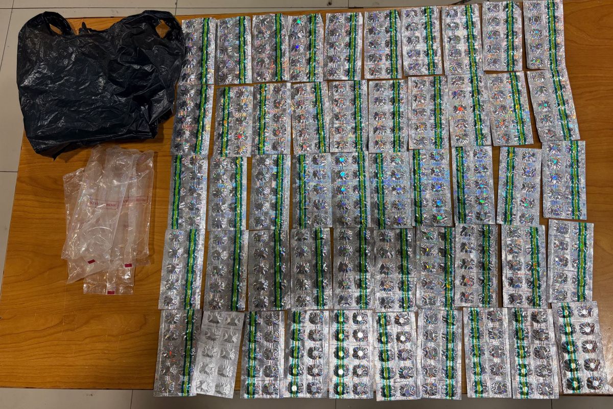 Police arrest Tanah Abang resident over tramadol distribution