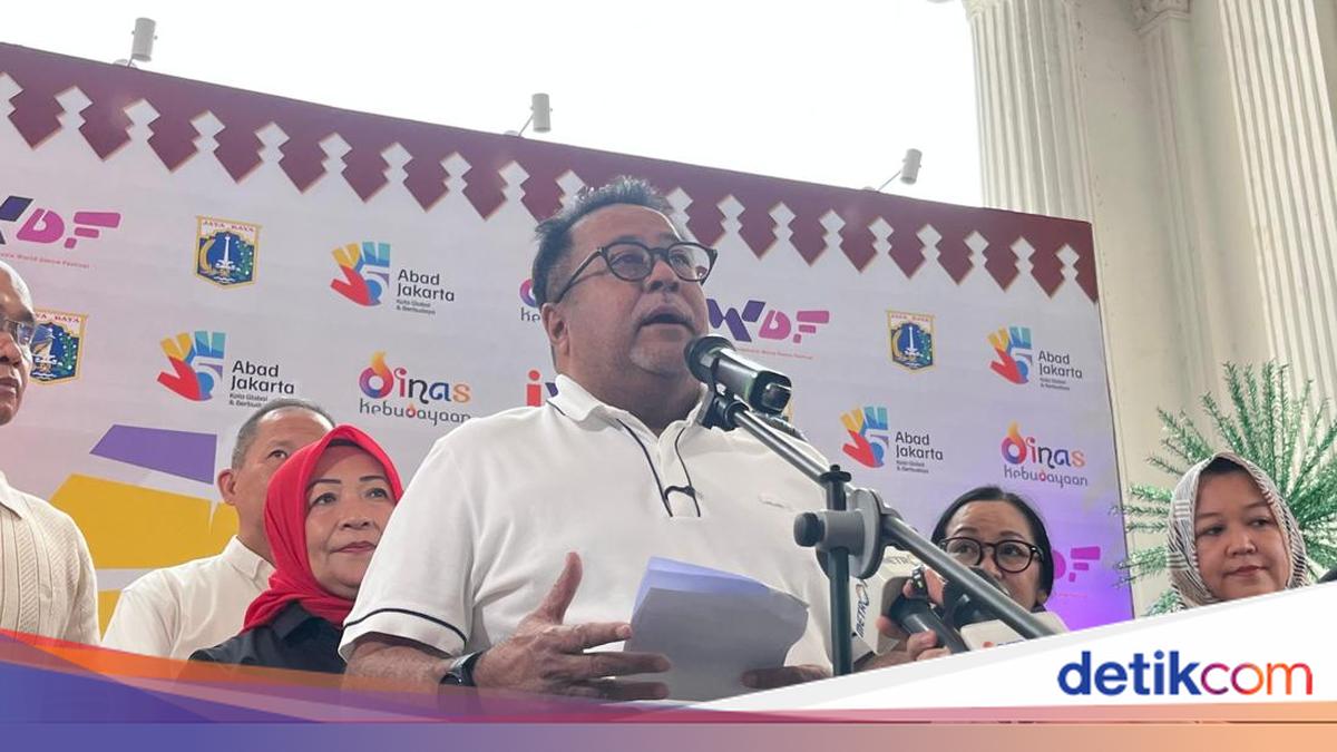 Rano Karno Warns of Sinkhole Risk from Aging Infrastructure in Jakarta