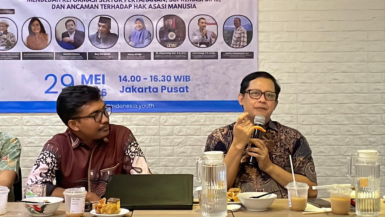 Academics and Researchers Discuss Civil Governance and National Development