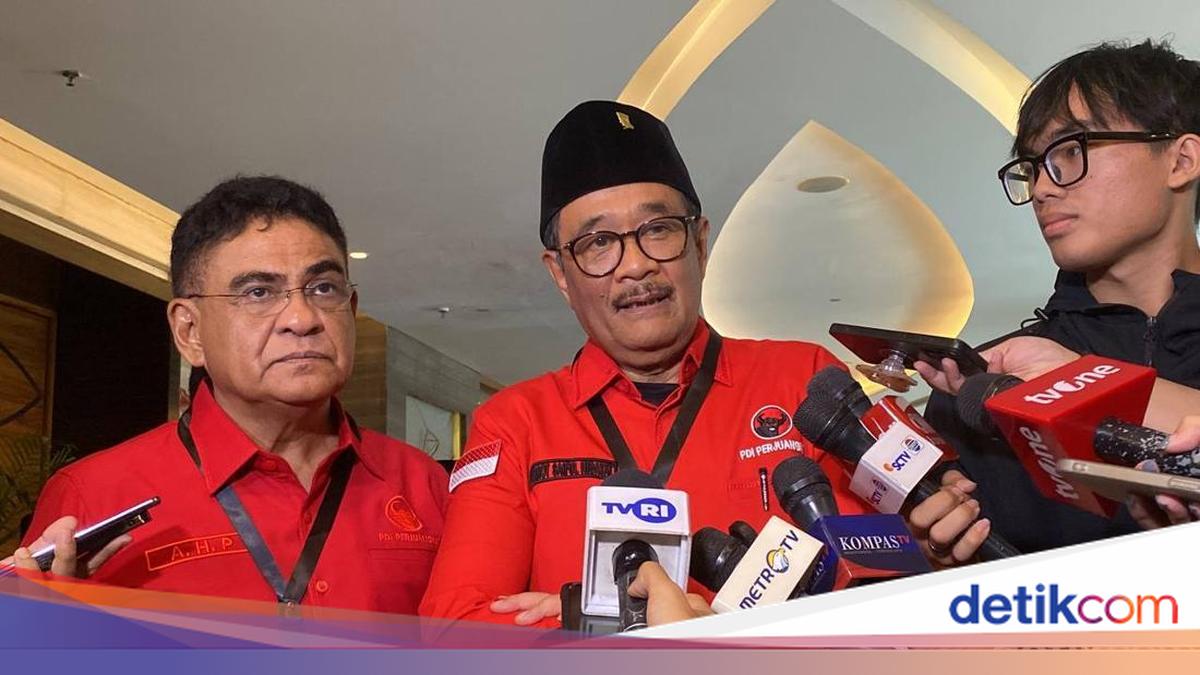 Jokowi's Indonesia Tour May Be to Address Diploma Controversy, Says PDIP's Djarot