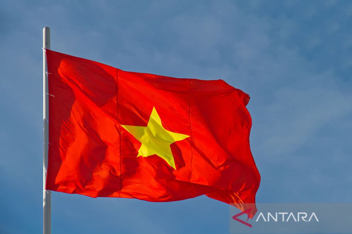 Vietnam urges restraint amid international order crisis