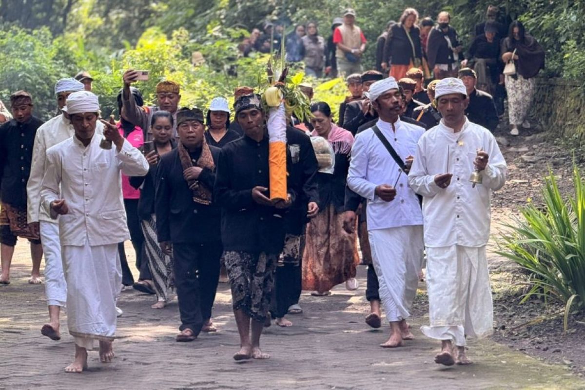 Yadnya Kasada 2026 series begins with Mendak Tirta ritual