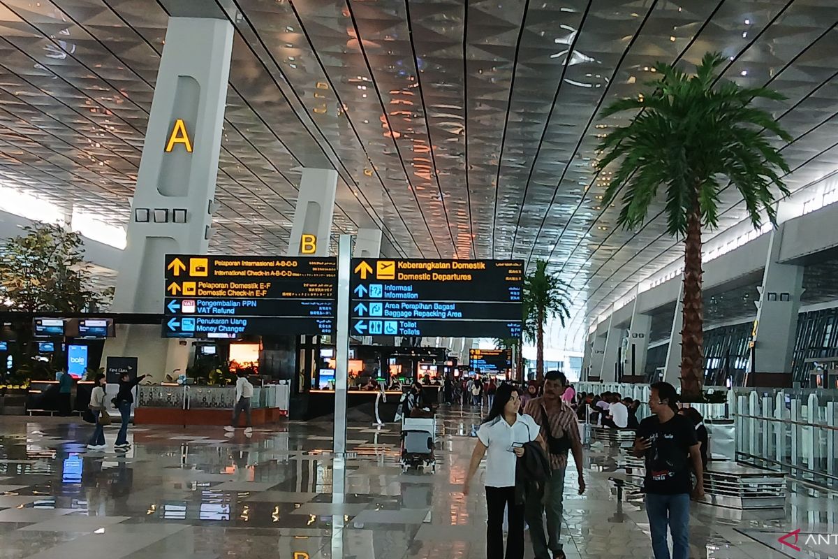 Soekarno-Hatta Airport Records 104,150 Passengers During Extended Holiday Period