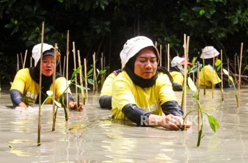 Integrating ESG into Zakat Management: Efforts to Advance LAZ Governance