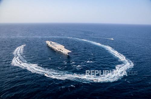 Iran pledges special treatment for Russian and Chinese ships in Strait of Hormuz