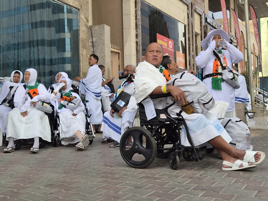 Indonesian Hajj Pilgrims' Repatriation Begins 1 June