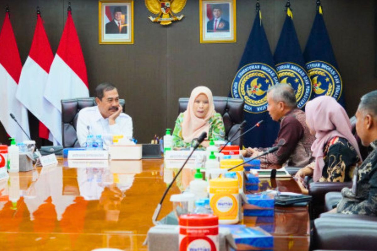 Ombudsman recommends integrated system to handle foreign workers and prevent human trafficking cases
