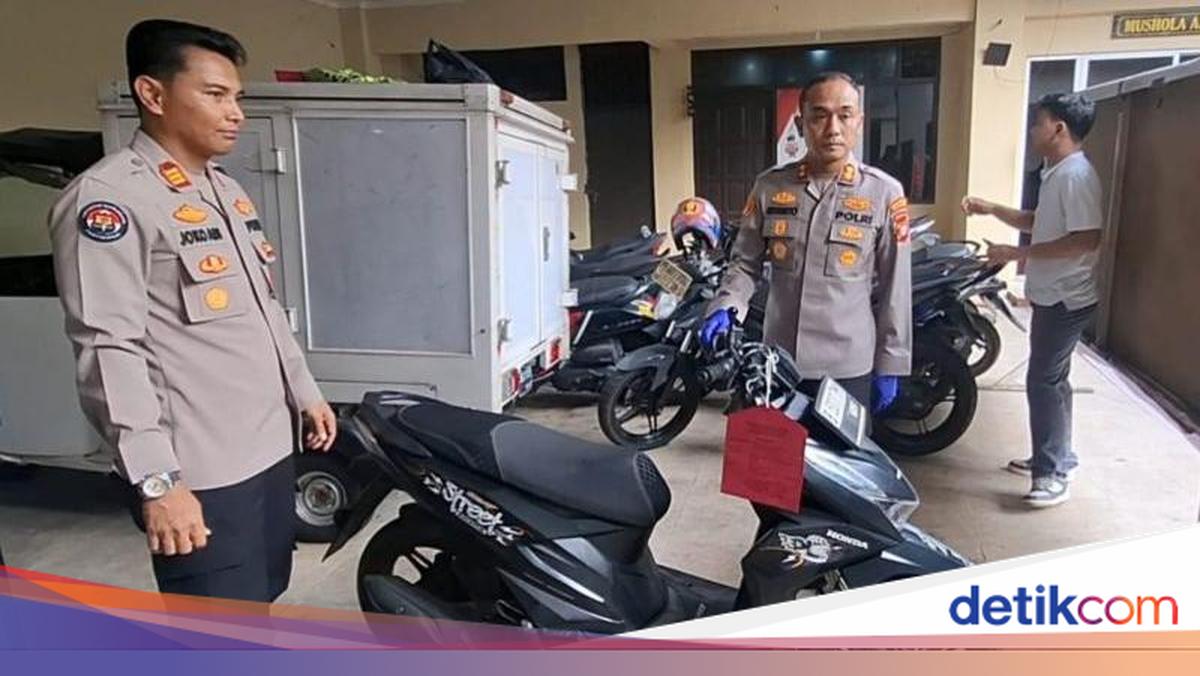 Satay stall employee arrested for stealing colleague's motorcycle to buy drugs
