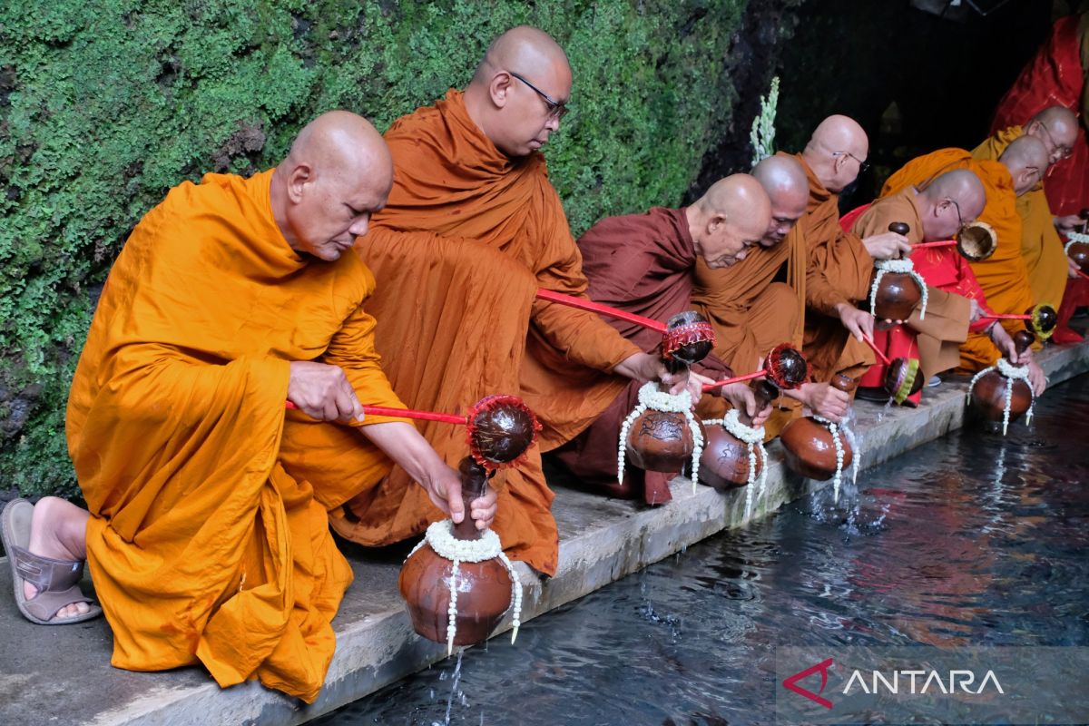 Human interest this week: Vesak celebrations and French language in schools