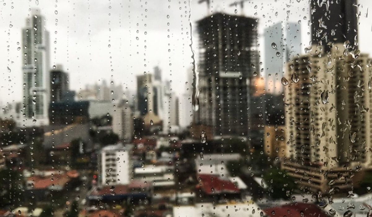 BMKG Issues Warning for Extreme Weather from June 1-4, 2026: High-Risk Regions Under Alert