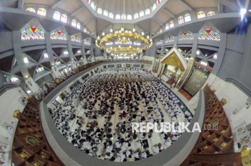 Foucault, Islamic Scholarship, and the Future of Pesantren
