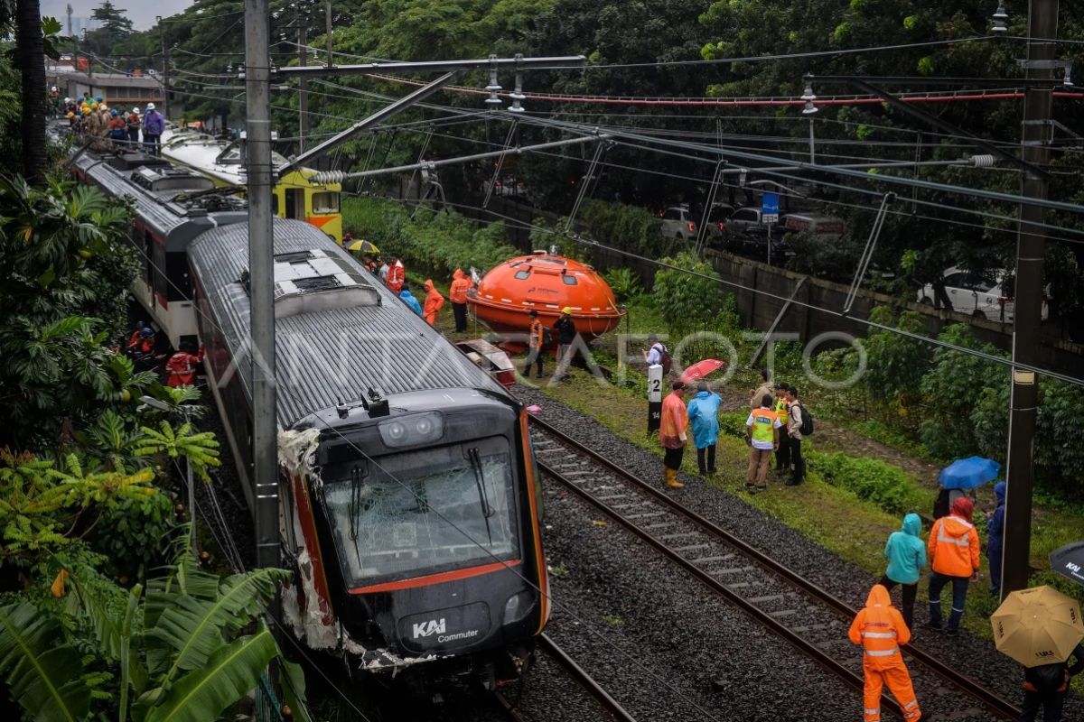 Flyover construction at railway crossings to prevent accidents