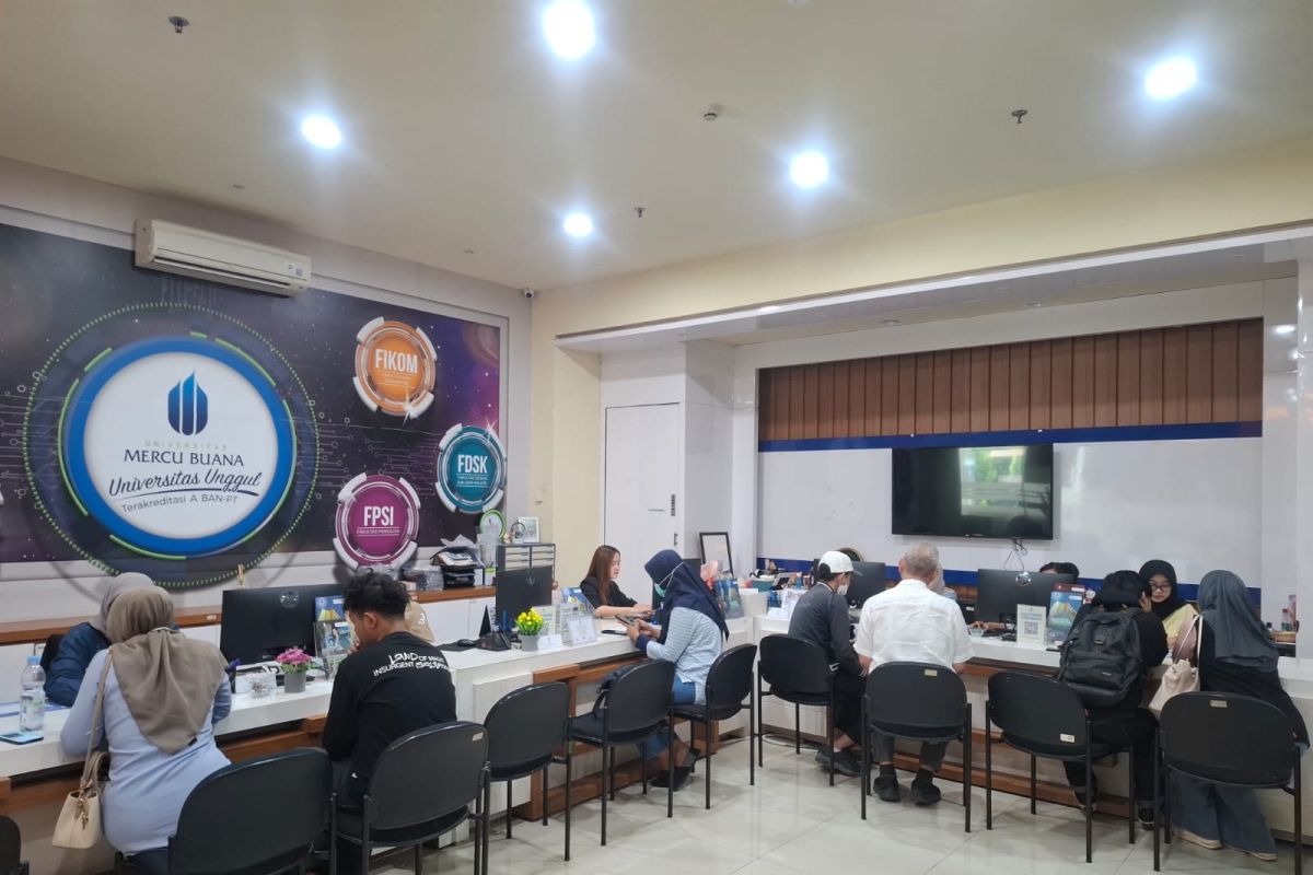 UMB Offers Full Scholarships for SNBT Programme Students