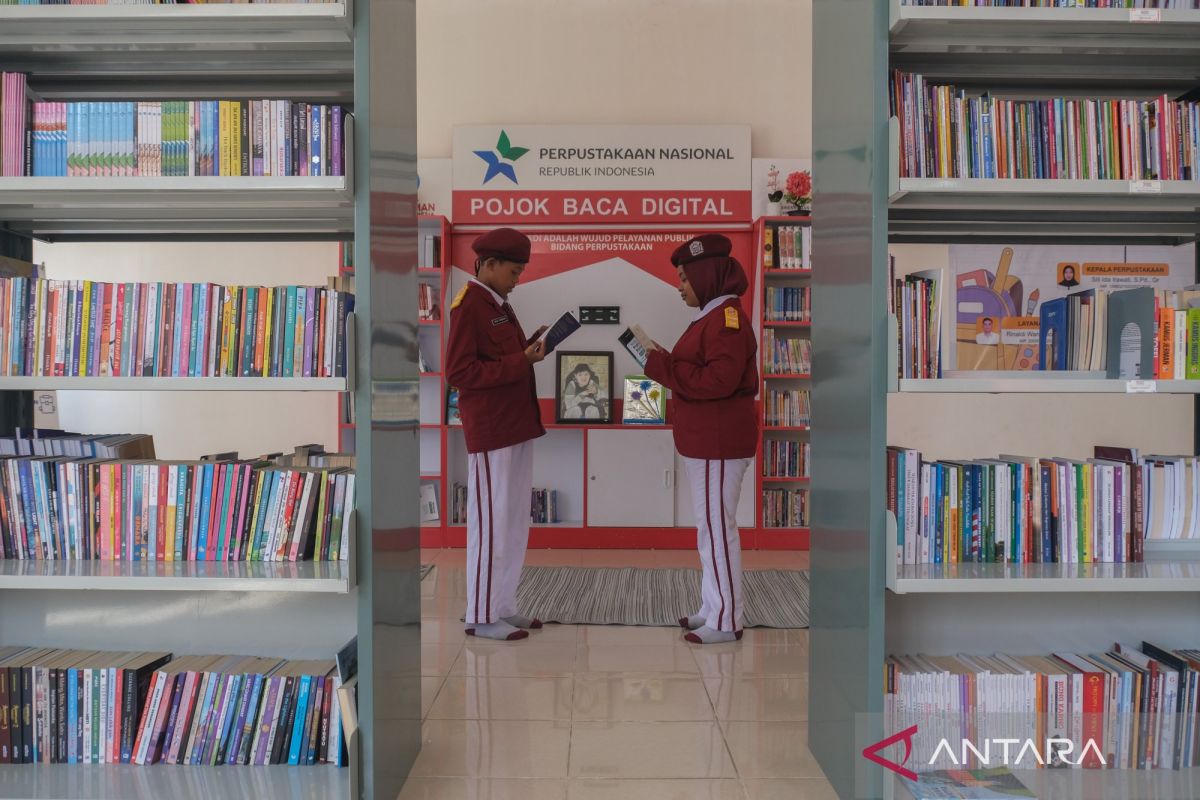 People's Schools Programme Seen as Foundation for Human Capital Towards Golden Indonesia 2045