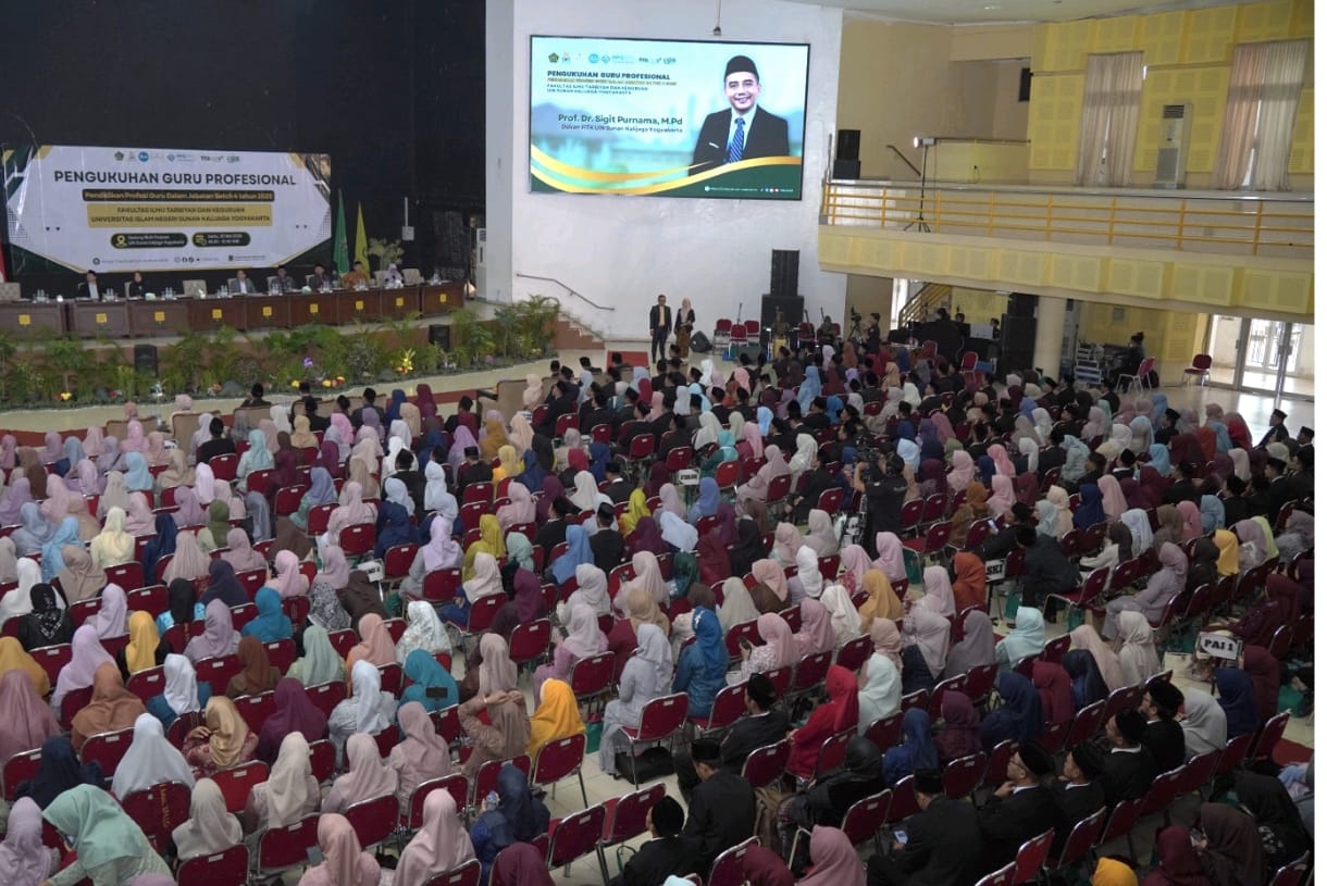 3,031 Teachers Officially Certified as Professional Teachers