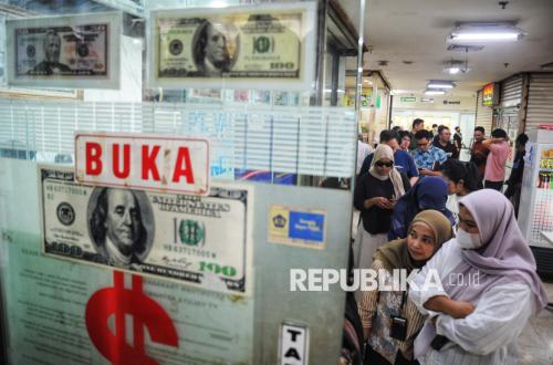 Public cautioned against hasty economic assessments based solely on rupiah exchange rate