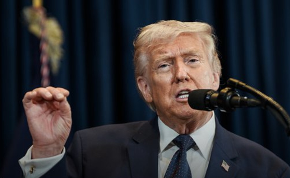 Trump Holds Emergency Meeting with Top Advisors on Iran Ceasefire