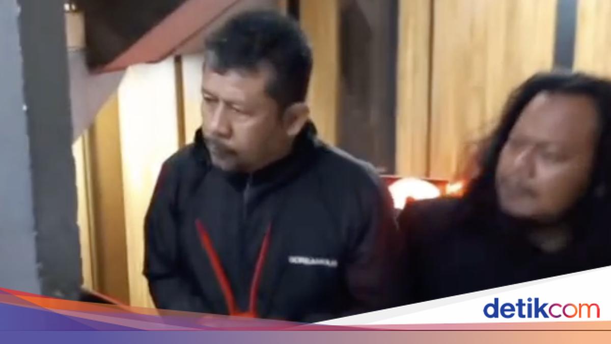 Taxi Driver's Rampage on JORR Toll Road Ends in Arrest
