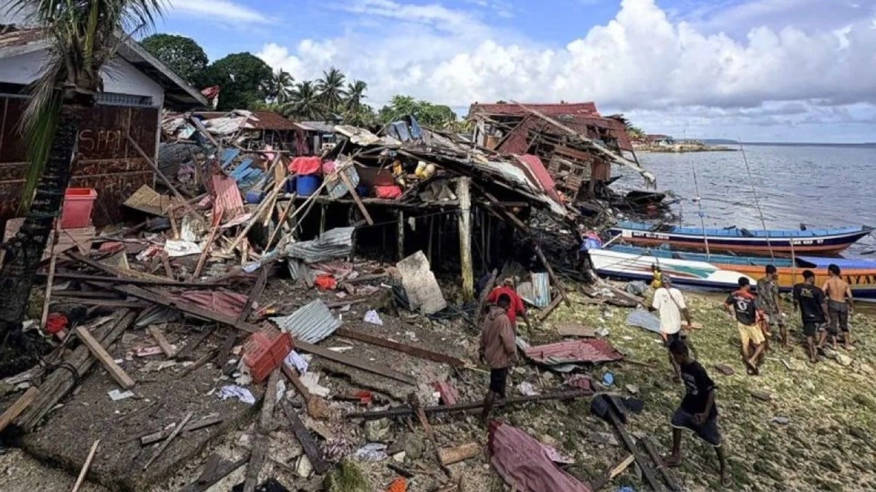 Devastating WWII-era bomb blast in Biak kills 5, destroys homes, leaves 3 missing
