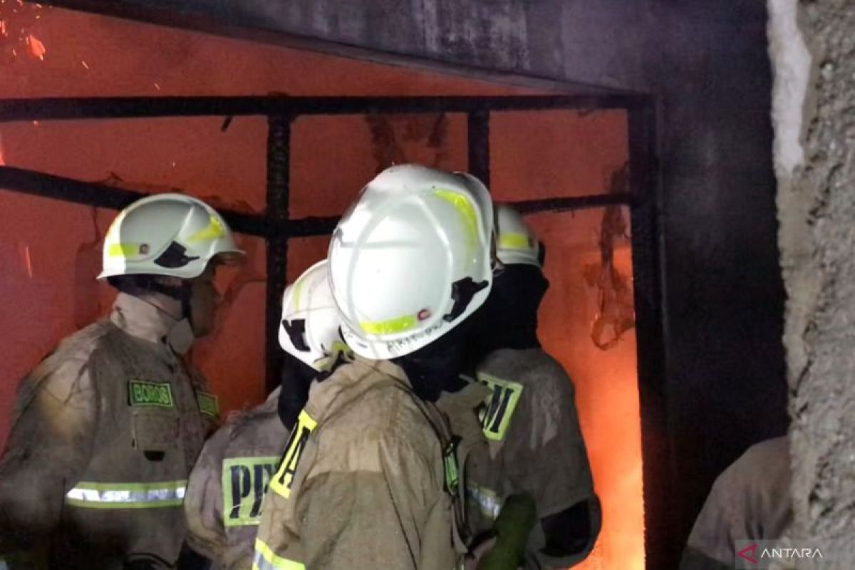 Fire at Jatinegara Government Residence Causes Rp10 Million Loss