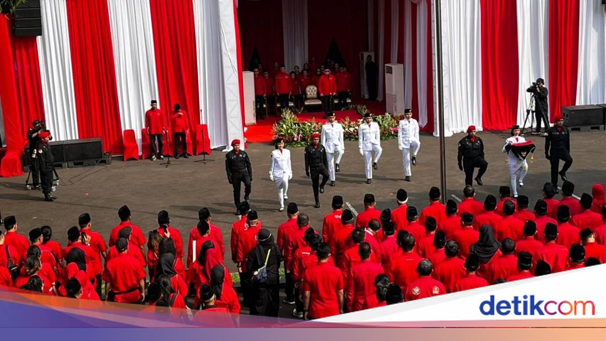 PDIP holds Pancasila Day ceremony in Lenteng Agung led by Hasto