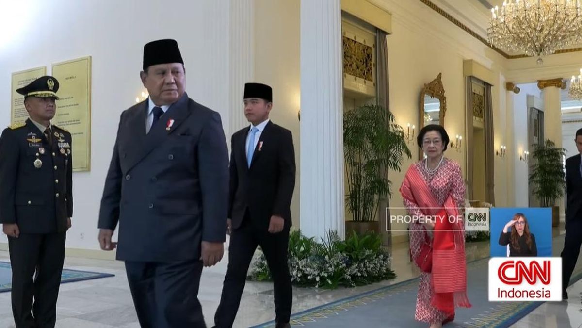 Megawati and Gibran Accompany Prabowo at Pancasila Day Ceremony