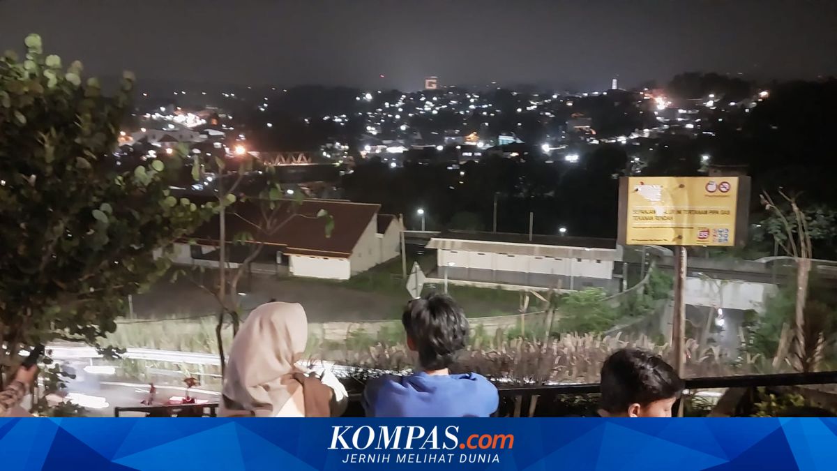 Bogor's landslide-prone Batutulis road transformed into affordable city lights spot