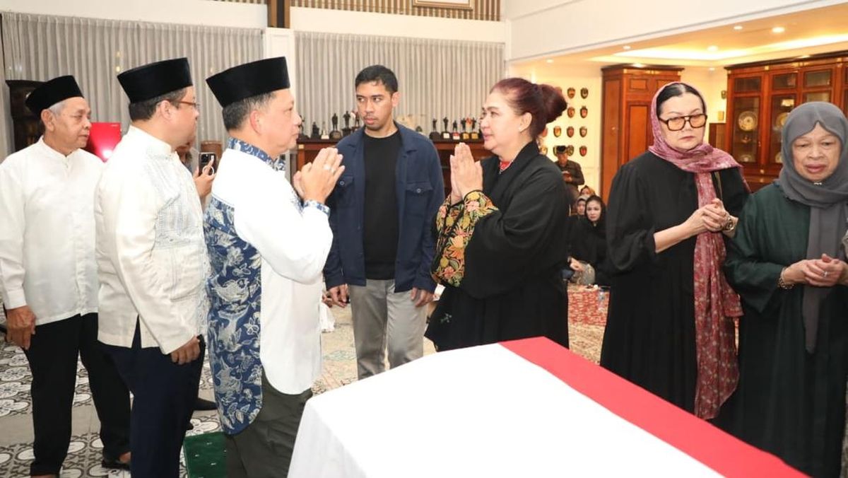 Ryamizard Ryacudu Passes Away, Home Affairs Minister Expresses Deep Condolences