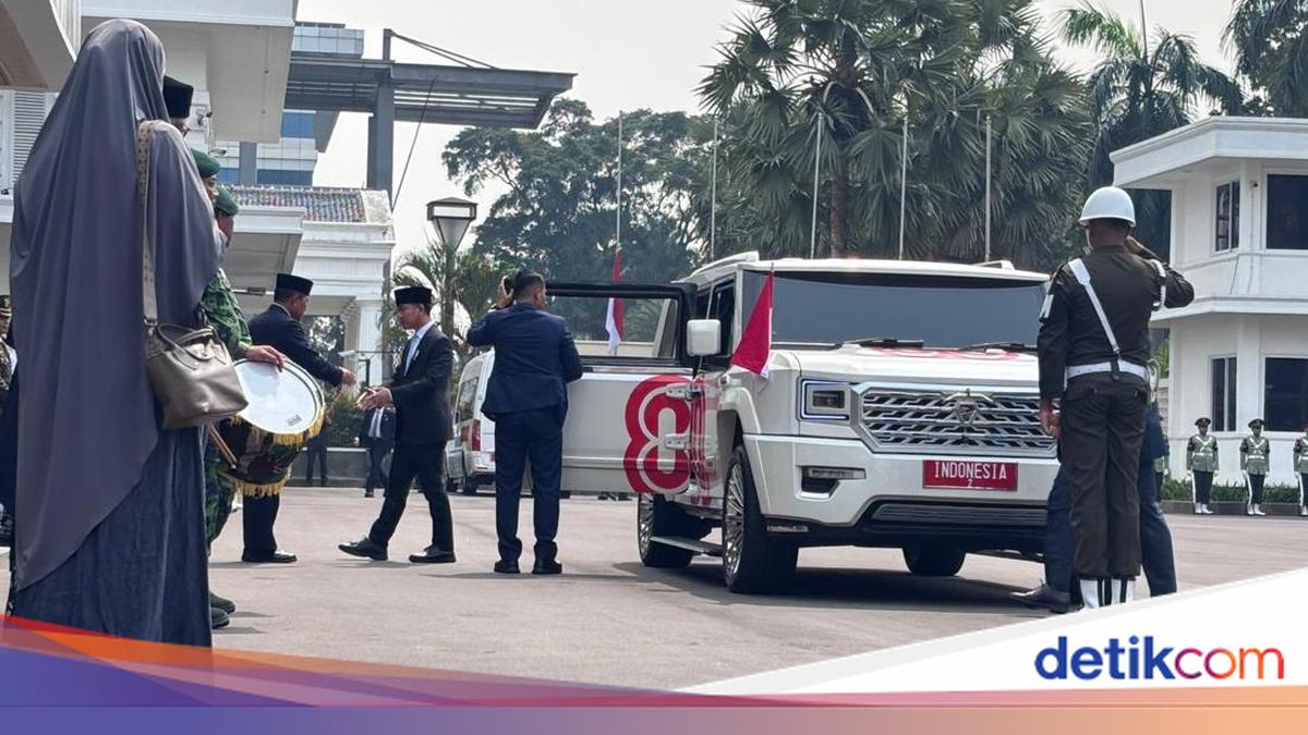 Vice President Gibran Visits Ministry of Defence to Pay Respects to Ryamizard Ryacudu