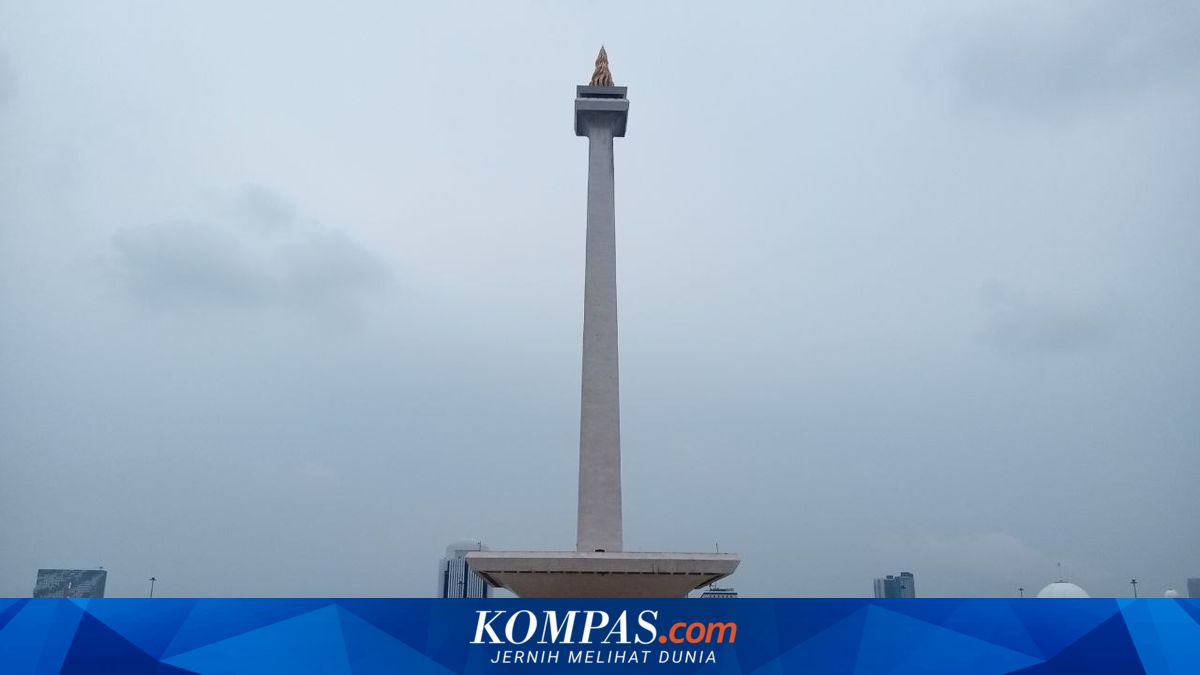 Jakarta's Monas Monument to Undergo Six-Month Cleaning Project