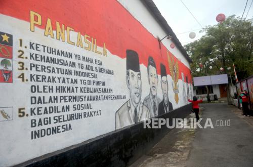 Bung Hatta: Without Belief in the One and Only God, Pancasila Loses Meaning