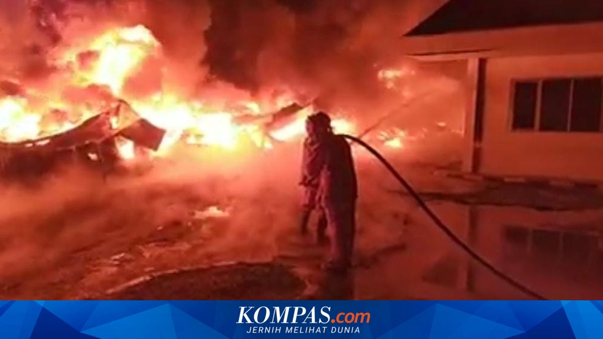 East Jakarta Government Residence in Jatinegara Burns Down Over Suspected Electrical Short Circuit