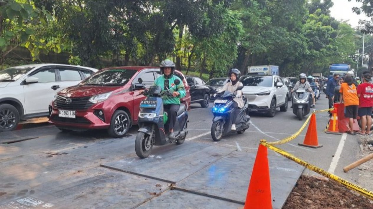 Lenteng Agung Road Closure Towards Depok Until Tuesday Morning – Diversion Routes