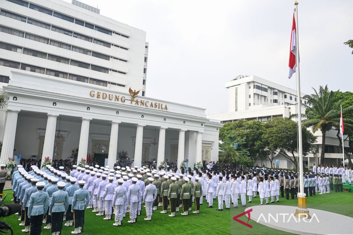Prabowo calls for Pancasila-based economic transformation